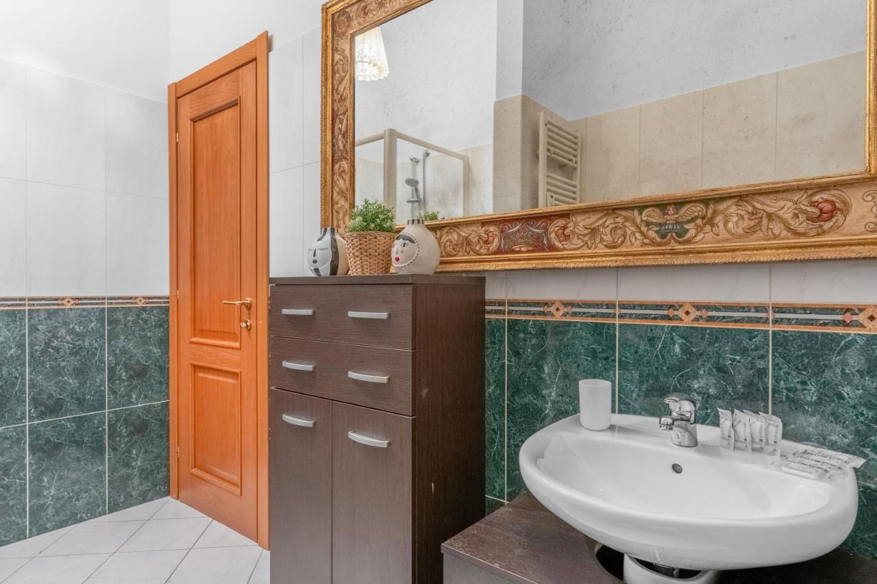 Ca36 - Luxurious Central Apartment - Romantic Milano Exteriör bild